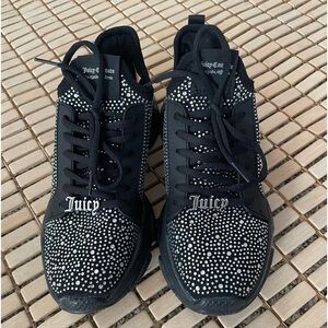 Juicy Couture ✨athletic shoes 👟!